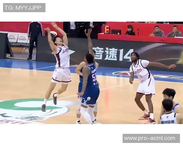 克尼佩尔底角绝平三分震撼全场成功拖入加时赛精彩瞬间回顾